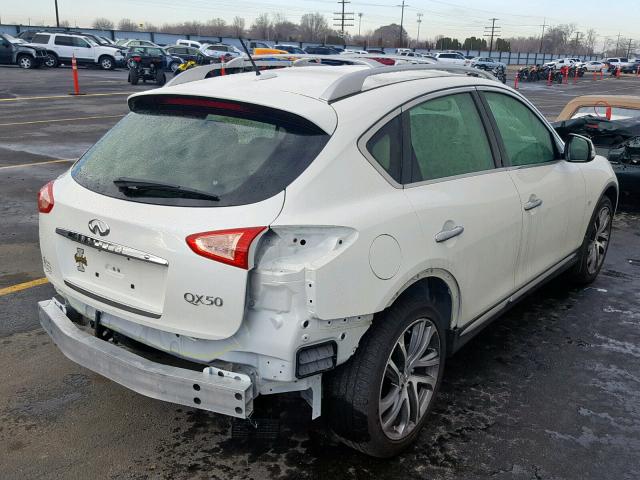 JN1BJ0RR3HM407616 - 2017 INFINITI QX50 WHITE photo 4