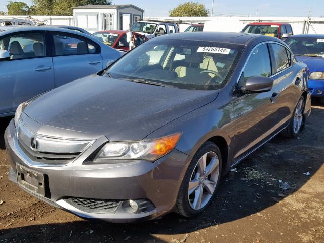 19VDE1F78DE003456 - 2013 ACURA ILX 20 TEC GRAY photo 2