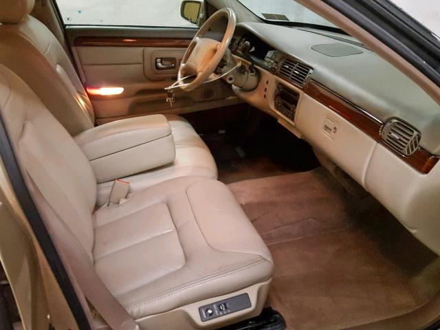 1G6KE54Y6WU756864 - 1998 CADILLAC DEVILLE DE BEIGE photo 5