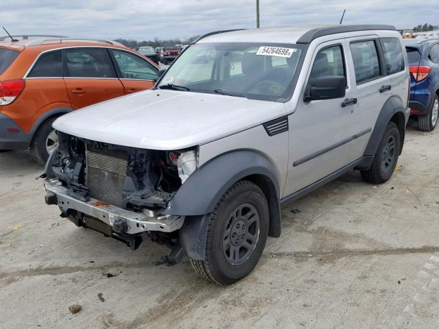 1D8GU28K68W285432 - 2008 DODGE NITRO SXT SILVER photo 2