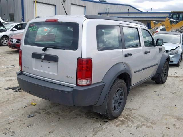 1D8GU28K68W285432 - 2008 DODGE NITRO SXT SILVER photo 4