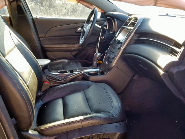 1G11H5SL5EF199920 - 2014 CHEVROLET MALIBU LTZ ნაცრისფერი ფოტო 5