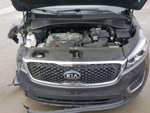 5XYPGDA39GG057991 - 2016 KIA SORENTO LX GRAY photo 7