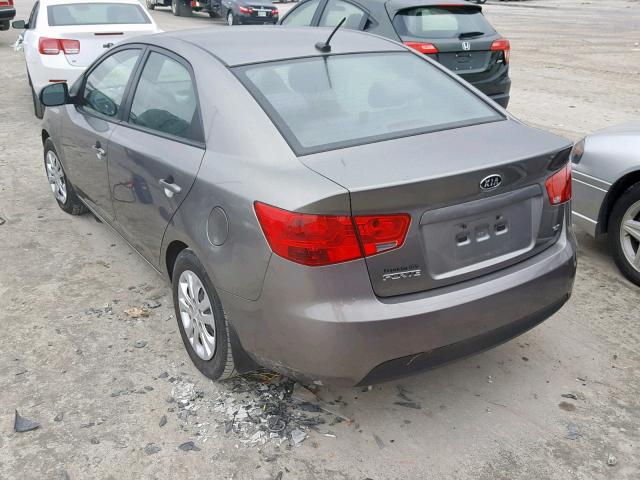 KNAFU4A25D5669621 - 2013 KIA FORTE EX BROWN photo 3