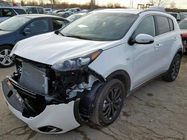 KNDPNCAC6K7538402 - 2019 KIA SPORTAGE E WHITE photo 2