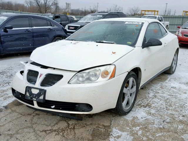 1G2ZH35NX74277574 - 2007 PONTIAC G6 GT WHITE photo 2