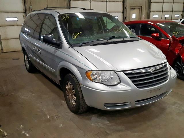 2A4GP54L96R786515 - 2006 CHRYSLER TOWN & COU SILVER photo 1