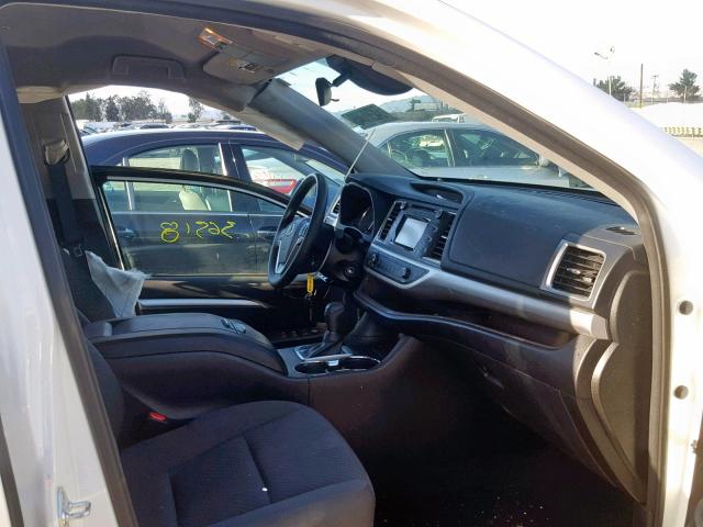5TDZZRFH7HS201854 - 2017 TOYOTA HIGHLANDER WHITE photo 5