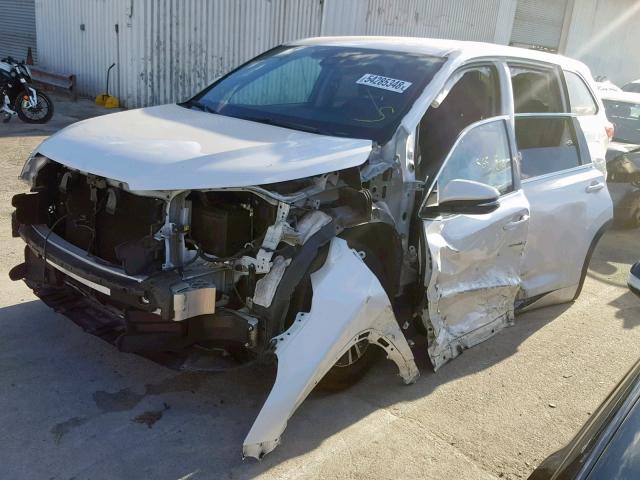 5TDZZRFH7HS201854 - 2017 TOYOTA HIGHLANDER WHITE photo 9