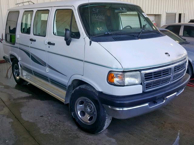 2B6HB21X2TK121088 - 1996 DODGE RAM VAN B2 WHITE photo 1