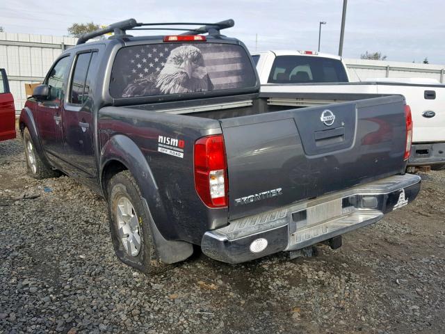 1N6AD07WX5C426624 - 2005 NISSAN FRONTIER C GRAY photo 3