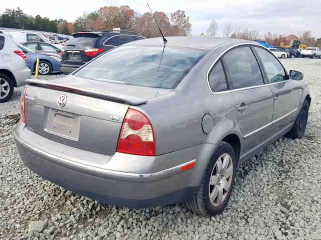 WVWRH63B62P125076 - 2002 VOLKSWAGEN PASSAT GLX 灰色 照片 4