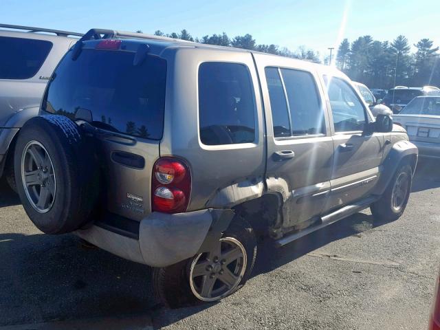 1J4GL38K85W725678 - 2005 JEEP LIBERTY RE GOLD photo 4