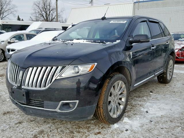 2LMDJ8JK0DBL23918 - 2013 LINCOLN MKX BLACK photo 2