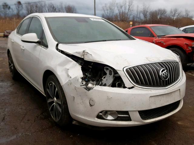 1G4PW5SK7G4185168 - 2016 BUICK VERANO SPO WHITE photo 1