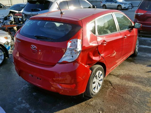 KMHCT5AE3HU348662 - 2017 HYUNDAI ACCENT SE RED photo 4