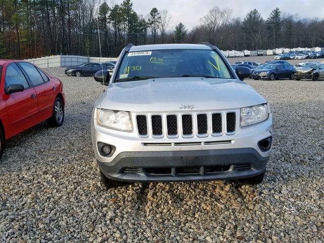 1J4NF1FB6BD164619 - 2011 JEEP COMPASS SP SILVER photo 9