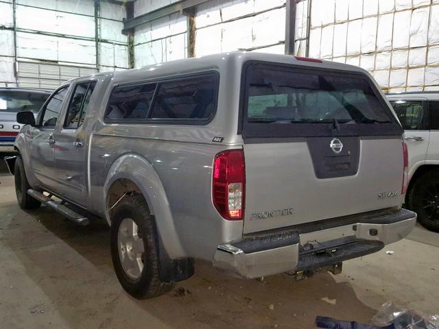 1N6AD09WX8C423899 - 2008 NISSAN FRONTIER C SILVER photo 3