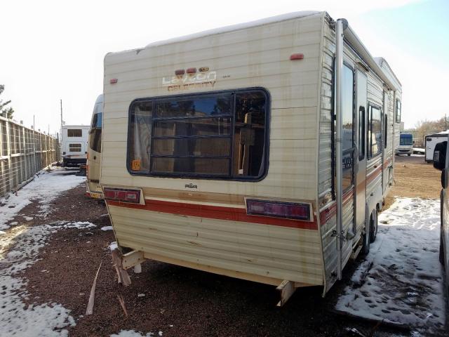 1SL300P23DA000919 - 1987 SKYLINE TRAILER CREAM photo 4