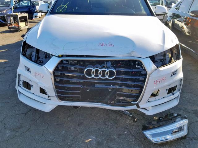 WA1JCCFS1JR028452 - 2018 AUDI Q3 PREMIUM WHITE photo 9