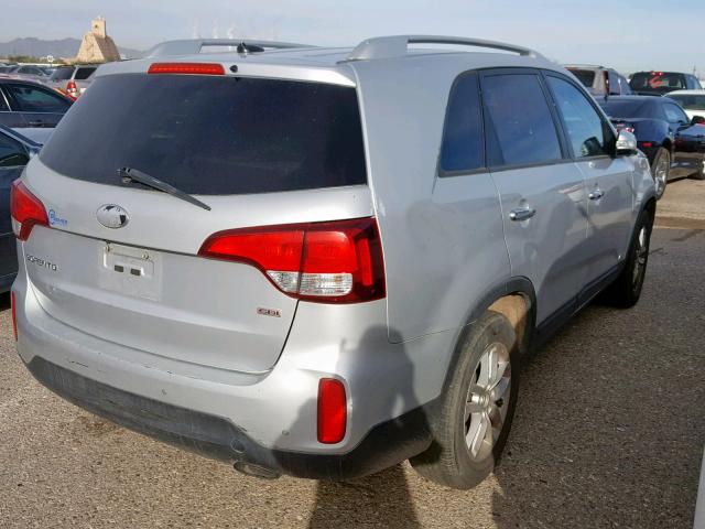 5XYKTCA64EG447212 - 2014 KIA SORENTO LX SILVER photo 4