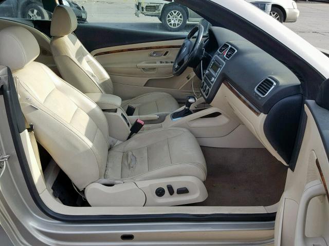 WVWFA71F97V046183 - 2007 VOLKSWAGEN EOS 2.0T L BEIGE photo 5