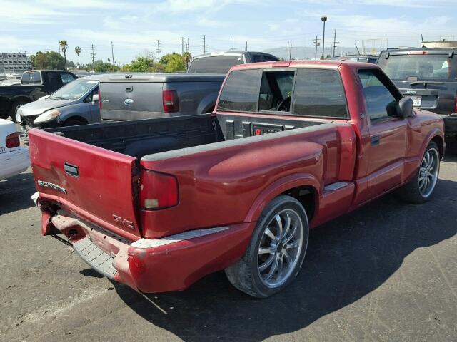 1GTCS14W928104356 - 2002 GMC SONOMA RED photo 4