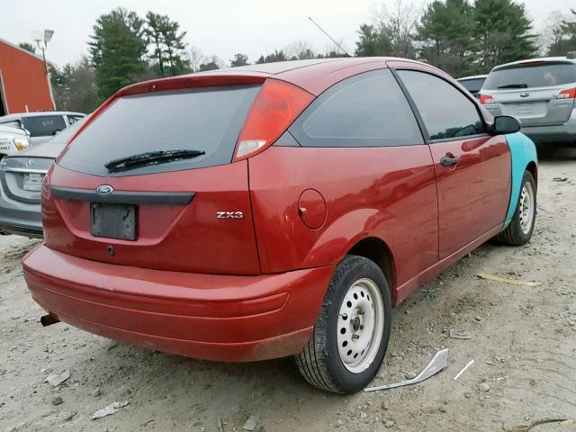 3FAFP31NX5R128387 - 2005 FORD FOCUS ZX3 RED photo 4