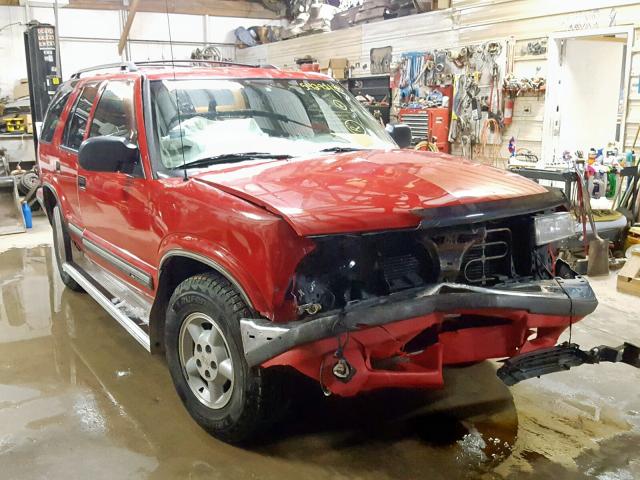 1GNDT13W0XK235132 - 1999 CHEVROLET BLAZER RED photo 1