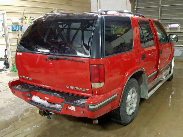 1GNDT13W0XK235132 - 1999 CHEVROLET BLAZER RED photo 4