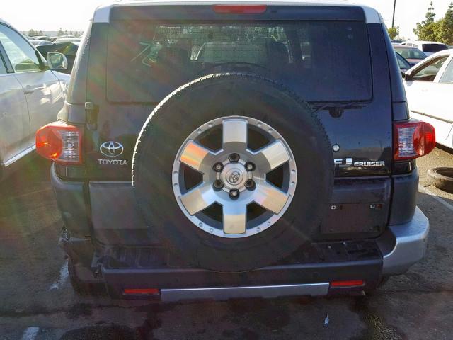 JTEZU11F170008635 - 2007 TOYOTA FJ CRUISER BLACK photo 9