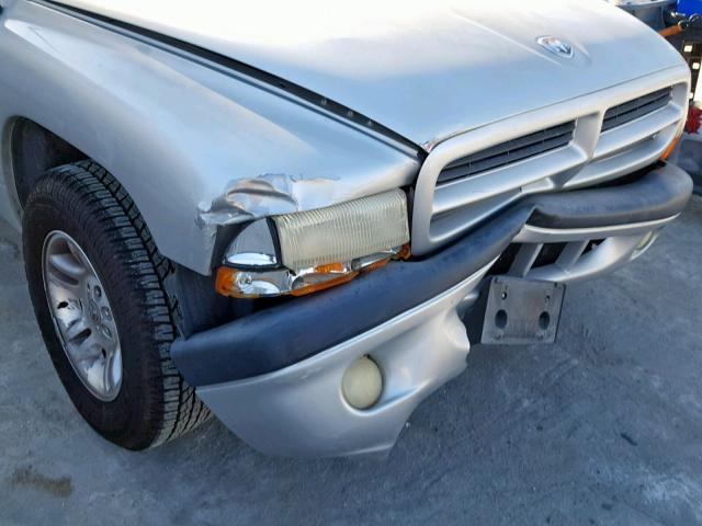 1B7FL26X81S188984 - 2001 DODGE DAKOTA SILVER photo 9