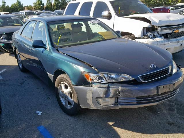 JT8BF28G7W5046617 - 1998 LEXUS ES 300 GREEN photo 1