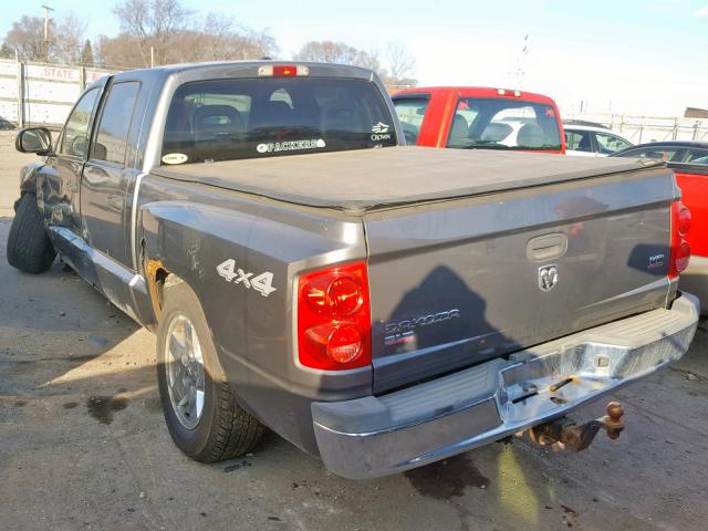 1D7HW48N66S601909 - 2006 DODGE DAKOTA QUA GRAY photo 3