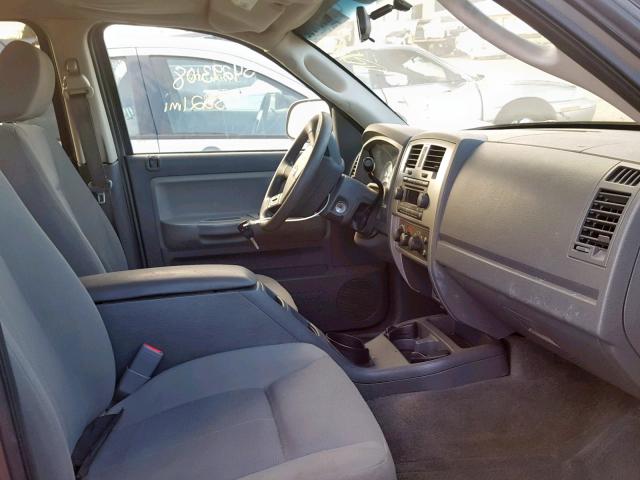 1D7HW48N66S601909 - 2006 DODGE DAKOTA QUA GRAY photo 5