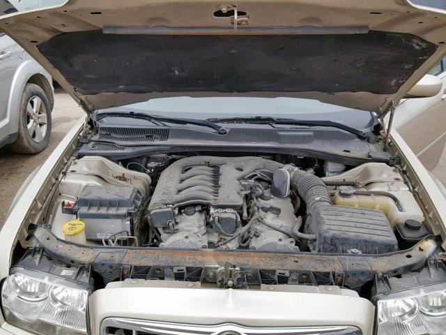 2C3KA53G36H411588 - 2006 CHRYSLER 300 TOURIN GOLD photo 7