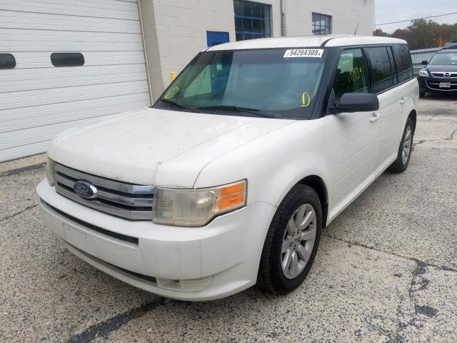 2FMDK51C39BA07162 - 2009 FORD FLEX SE WHITE photo 2