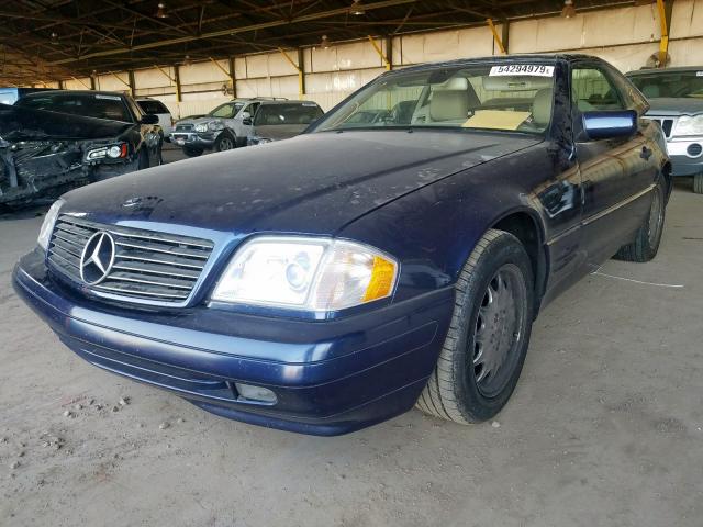 WDBFA67F5WF165938 - 1998 MERCEDES-BENZ SL 500 BLUE photo 2