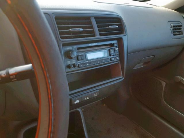 2HGEJ6616YH518600 - 2000 HONDA CIVIC BASE SILVER photo 9