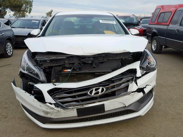 5NPE34AF0FH092228 - 2015 HYUNDAI SONATA SPO WHITE photo 9