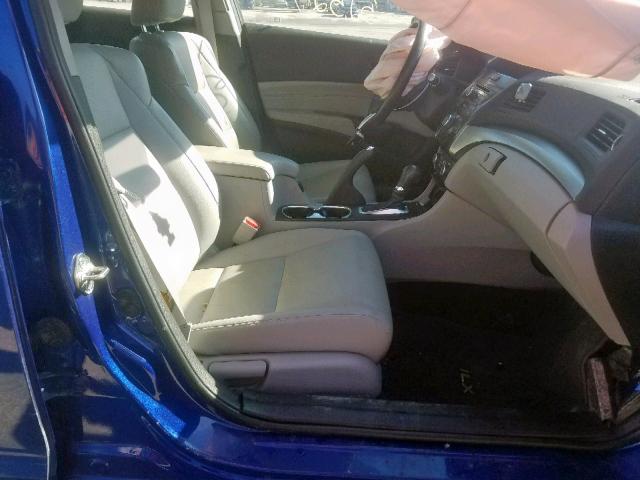 19UDE2F32GA010373 - 2016 ACURA ILX BASE W BLUE photo 5