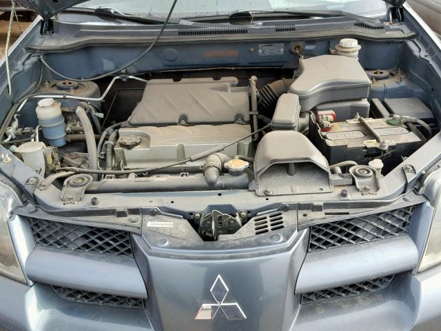 JA4LZ41F54U006298 - 2004 MITSUBISHI OUTLANDER GRAY photo 7