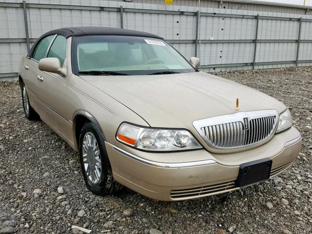 2LNBL8CV5AX751843 - 2010 LINCOLN TOWN CAR S TAN photo 1