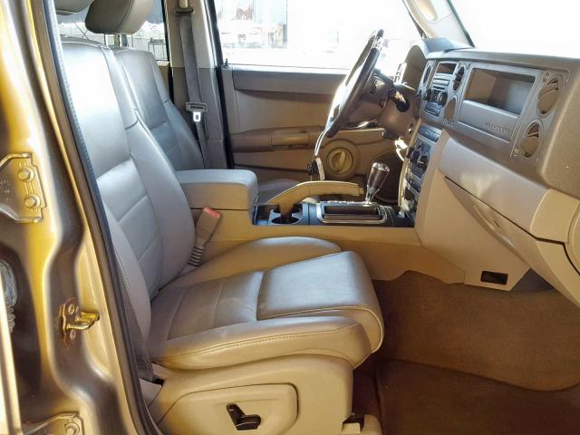 1J8HH48K06C236060 - 2006 JEEP COMMANDER GOLD photo 5