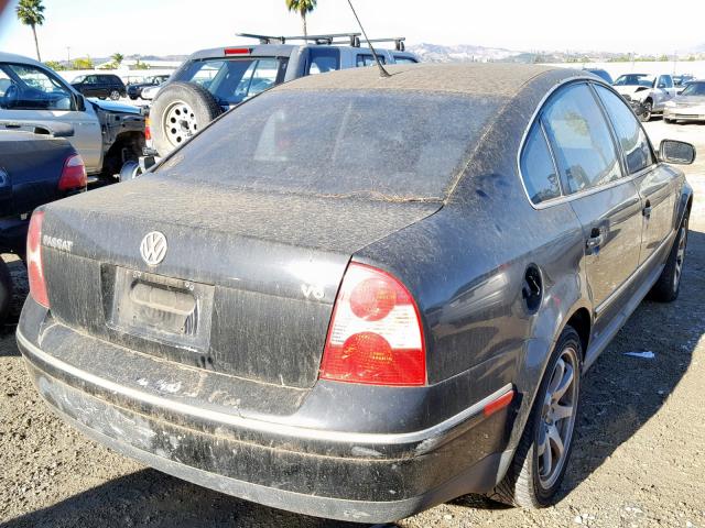 WVWRH63B22P030434 - 2002 VOLKSWAGEN PASSAT GLX BLACK photo 4