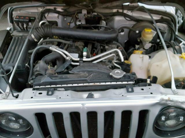 1J4FA44S95P333090 - 2005 JEEP WRANGLER / SILVER photo 7