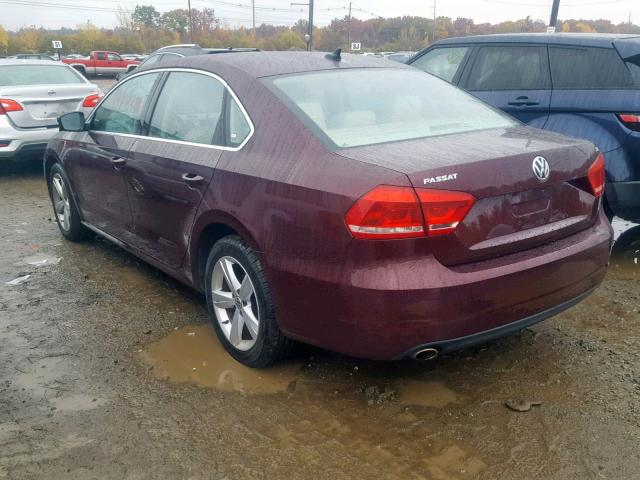 1VWBP7A31DC132482 - 2013 VOLKSWAGEN PASSAT SE MAROON photo 3