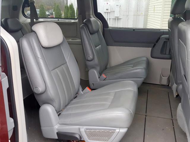 2A8HR54P48R792502 - 2008 CHRYSLER TOWN & COU BURGUNDY photo 6