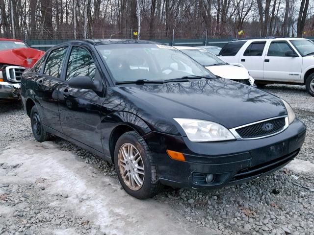 1FAHP34N87W148934 - 2007 FORD FOCUS ZX4 BLACK photo 1