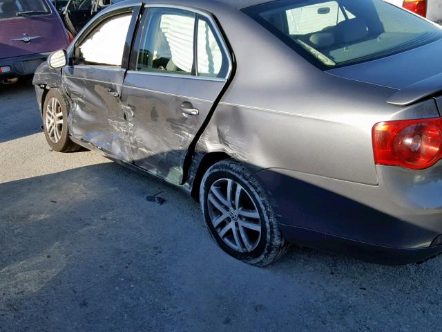 3VWST71K96M799384 - 2006 VOLKSWAGEN JETTA TDI GRAY photo 9